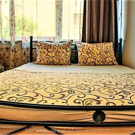 Apartment Ano Ladadika
