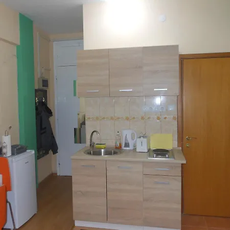 Apartment Ano Ladadika